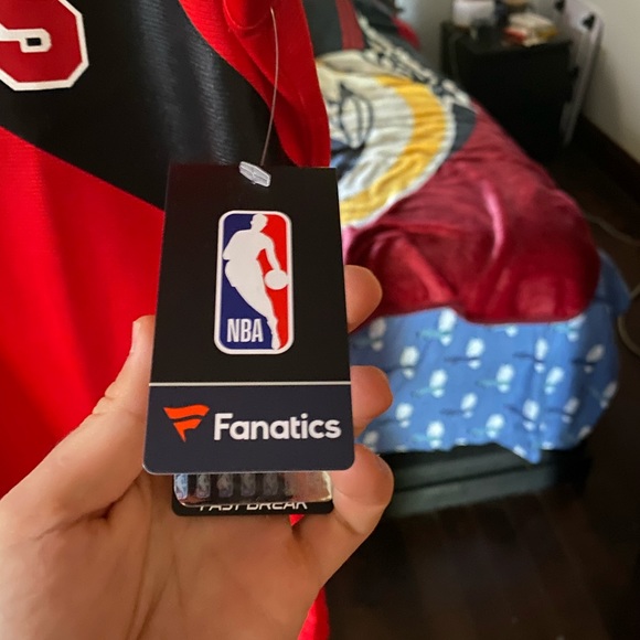 Pascal Siakam red Raptors jersey size large - Picture 5 of 5